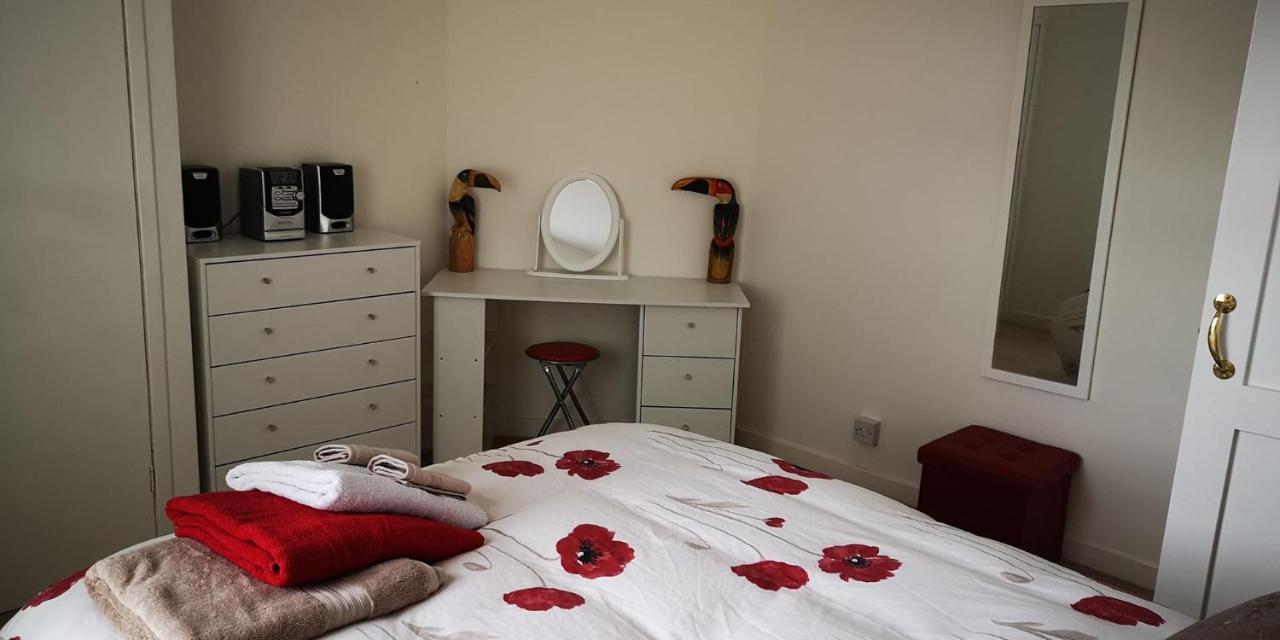 Ginger'S Apartamento Stirling Exterior foto